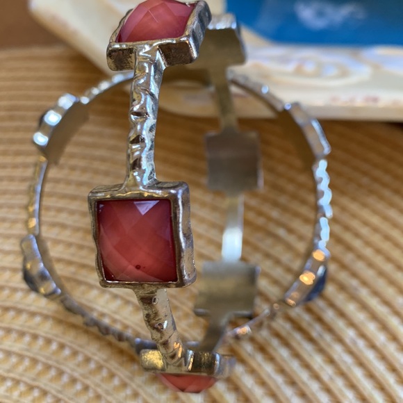 Bangle bracelets - Picture 2 of 3